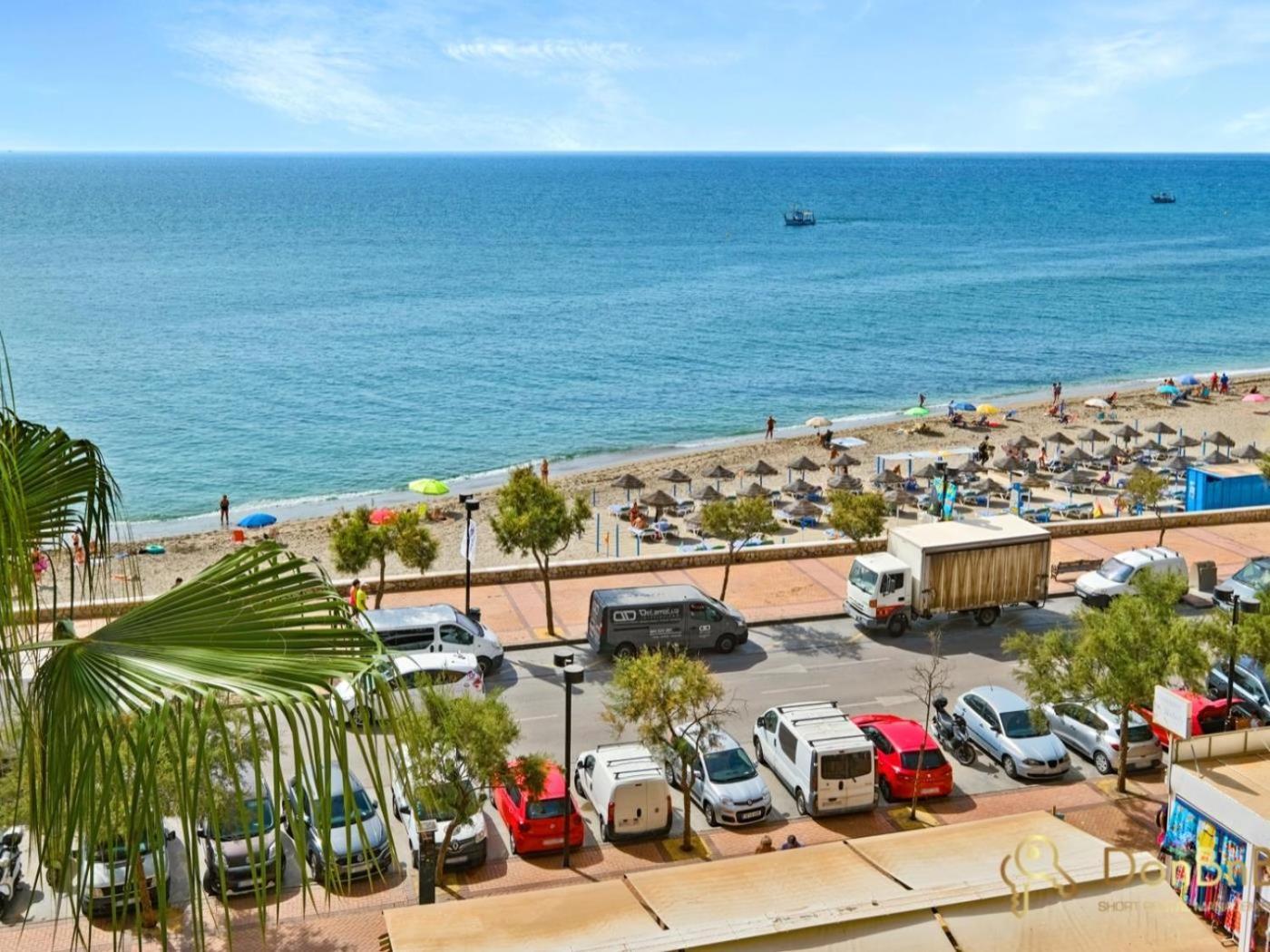 Apartamento Con Piscina En La Primera Linea De Playa De Fuengirola Pokoj fotografie